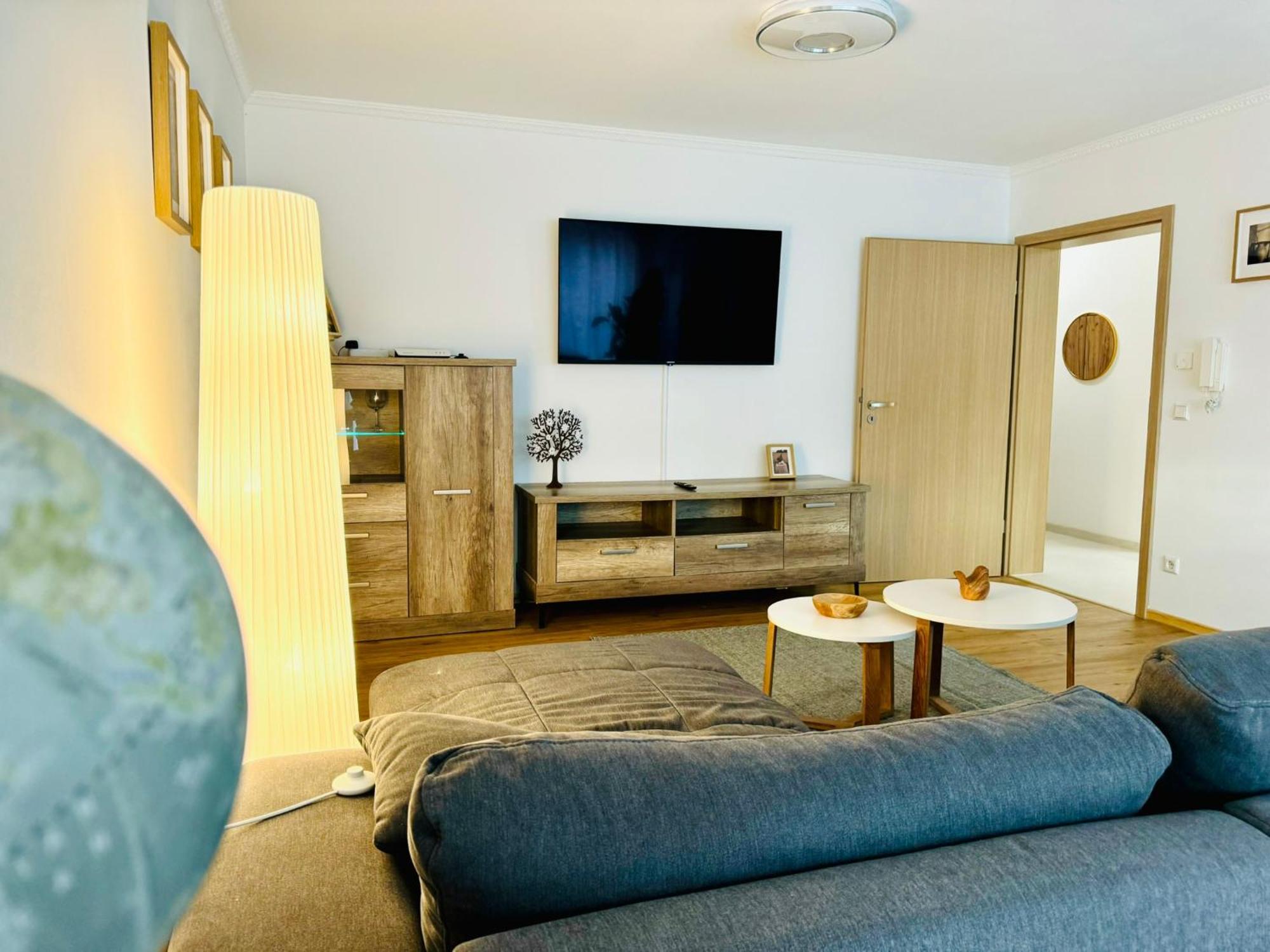 Fachbach Modern Und Lichtdurchflutet - Ferienwohnung Mit Terrasse מראה חיצוני תמונה