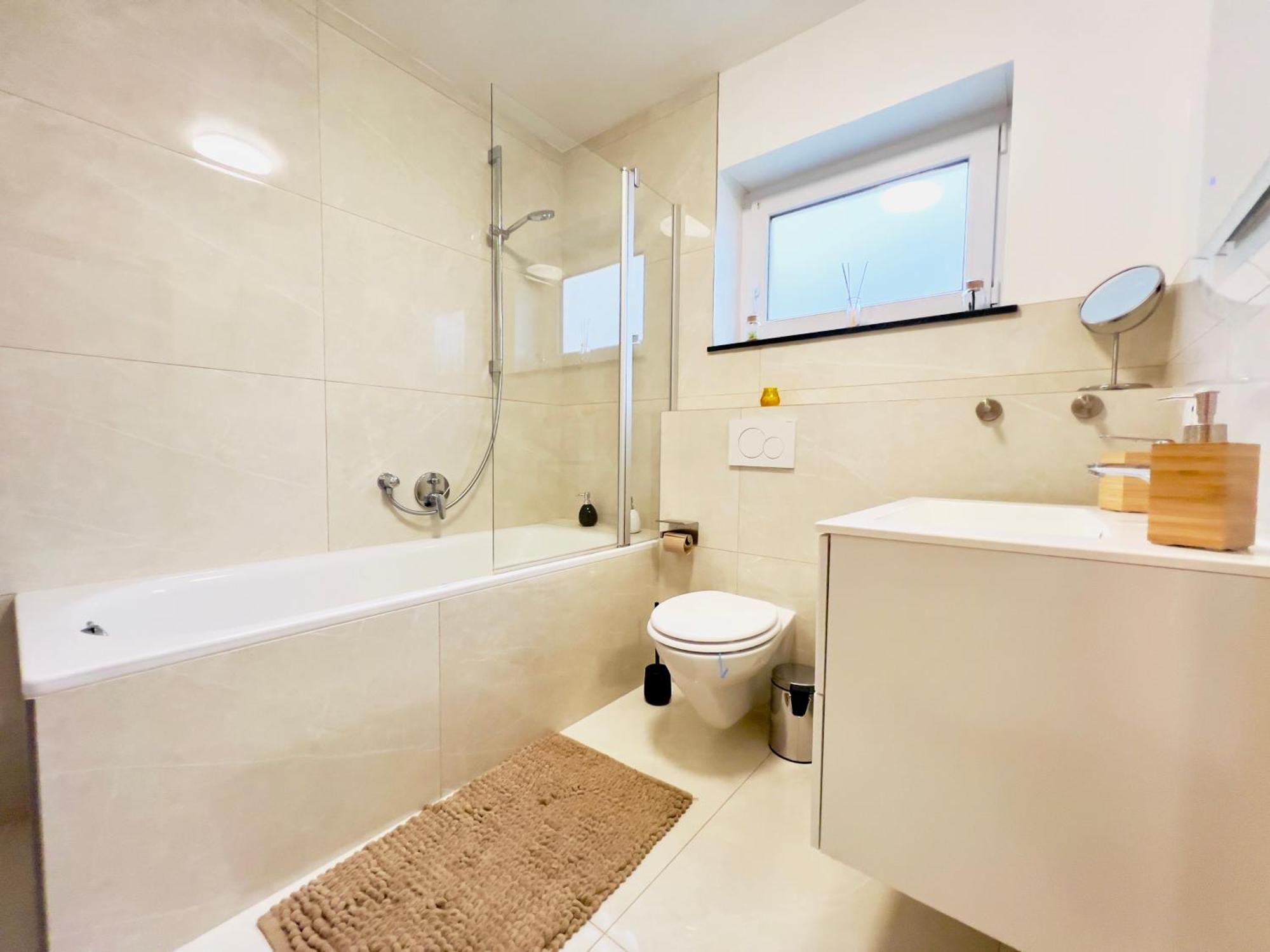 Fachbach Modern Und Lichtdurchflutet - Ferienwohnung Mit Terrasse מראה חיצוני תמונה