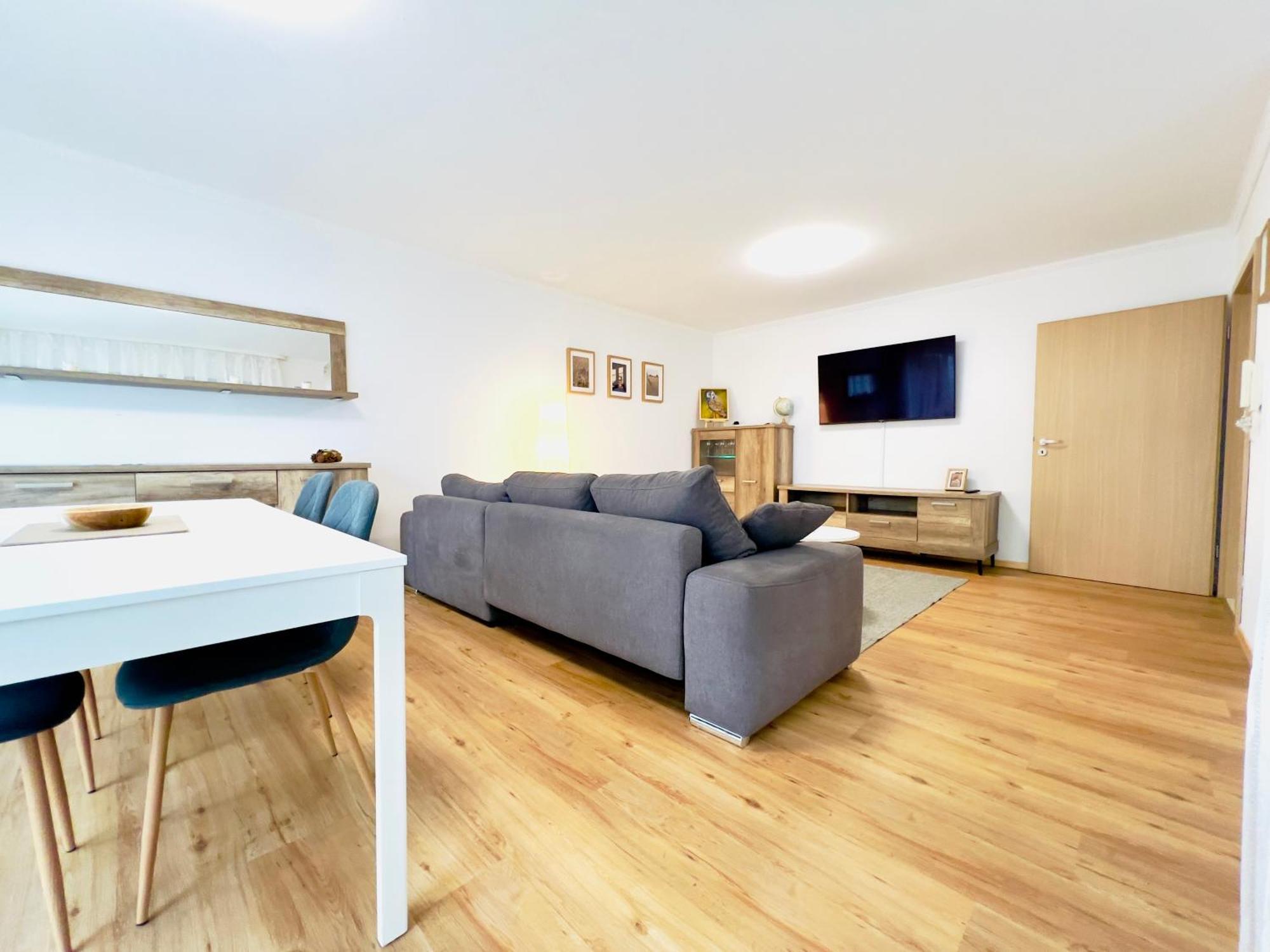 Fachbach Modern Und Lichtdurchflutet - Ferienwohnung Mit Terrasse מראה חיצוני תמונה